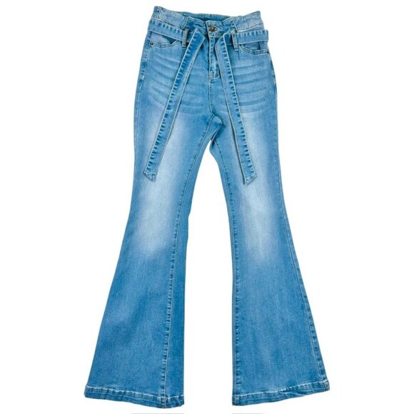 High-Waisted Light Blue Flare Jeans With Tie Belt Women Size 6 - Picture 2 of 9